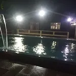 Linda Casa Com Piscina Em Ubatuba