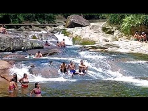 Casa de férias Linda Casa Com Piscina Em