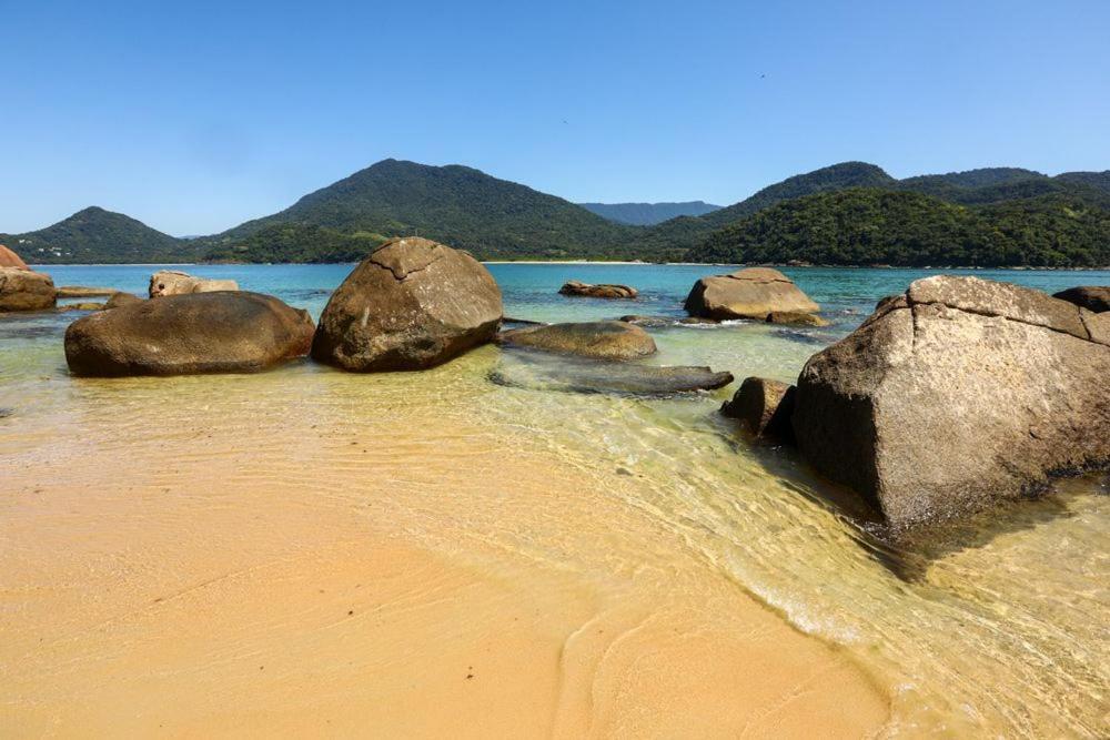 Linda Casa Com Piscina Em Ubatuba