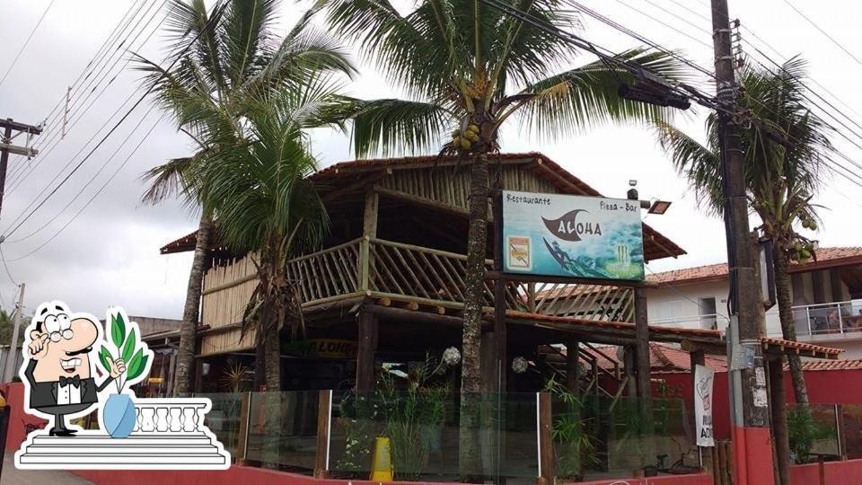 Linda Casa Com Piscina Em